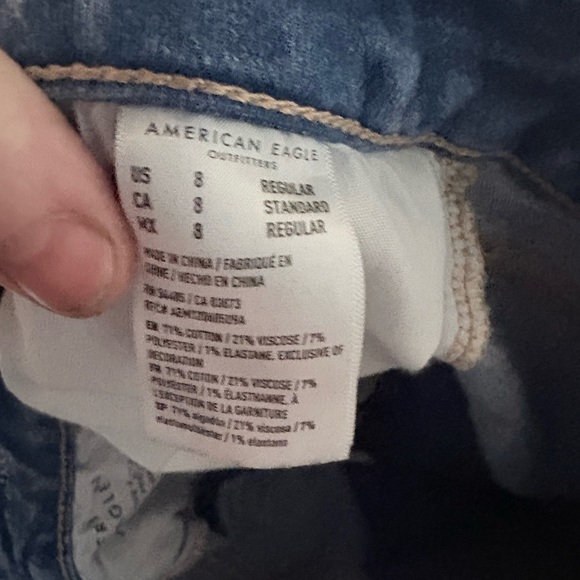 American Eagle Distressed Jeggings - Picture 5 of 5